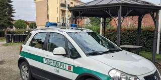 Leini - Motociclista a 160 km/h in centro abitato: multa da 847 euro e ritiro della patente