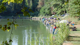 Rivoli - Trovato un cadavere in decomposizione nei pressi del lago Castelpasserino