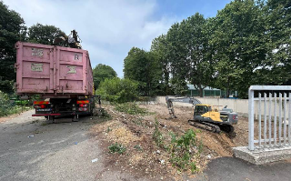 Torino - Sgomberata la tendopoli abusiva di via Cigna: ruspe in azione nel trincerone
