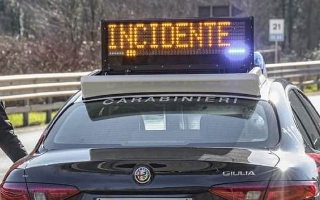 Tragedia a Caselette: 22enne morto in uno scontro tra moto e auto