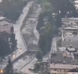 Bardonecchia - Dopo l’esondazione si contano i danni: strade interrotte, zona stazione bloccata, viabilità modificata
