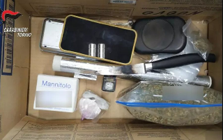 Carmagnola - Operazione “Cuore di ghiaccio”: sgominata rete familiare di spaccio, 9 arresti