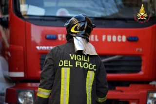 Torino - Bardonecchia - Camper si ribalta sulla A32 nella galleria di Giaglione: nessun ferito
