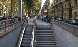 Torino - Aggressione alla fermata della metropolitana: picchiati due controllori GTT