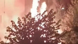 Torino - Incendio notturno nel cantiere abbandonato di Pozzo Strada: paura tra 200 famiglie