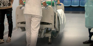 Torino - Crisi da astinenza da smartphone: quindicenne ricoverato in ospedale