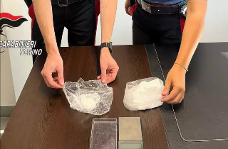 Volpiano - Nascosti in hotel 200 grammi di cocaina: arrestato 27enne
